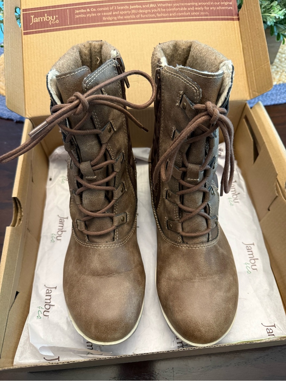 JBU Quilted Brown hiking Lace-Up Ankle Boots with Side Zipper